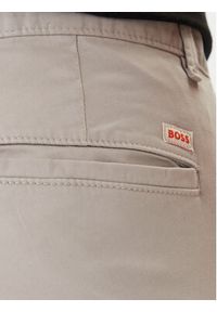 BOSS Spodnie materiałowe Chino 50510933 Beżowy Regular Fit. Kolor: beżowy. Materiał: bawełna #5