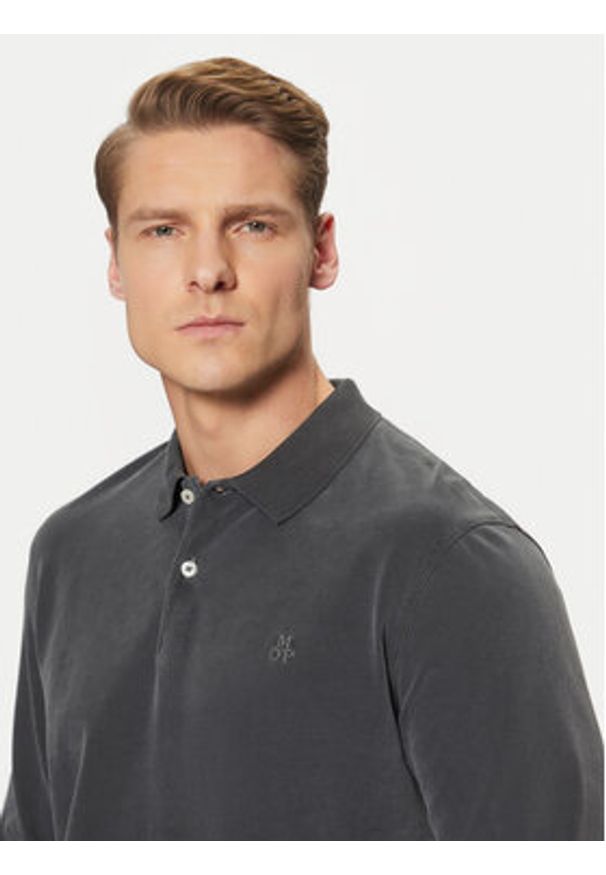Marc O'Polo Polo M28 2236 55004 Czarny Regular Fit. Typ kołnierza: polo. Kolor: czarny. Materiał: bawełna