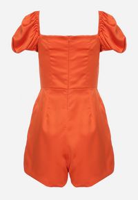 Born2be - Pomarańczowy Krótki Kombinezon ze Zdobieniem z Cyrkonii w Kształcie Serca Nanthelle. Kolor: pomarańczowy. Długość: krótkie. Wzór: aplikacja #5