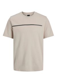 Jack & Jones - Jack&Jones T-Shirt Fusion 12273120 Beżowy Regular Fit. Kolor: beżowy. Materiał: syntetyk