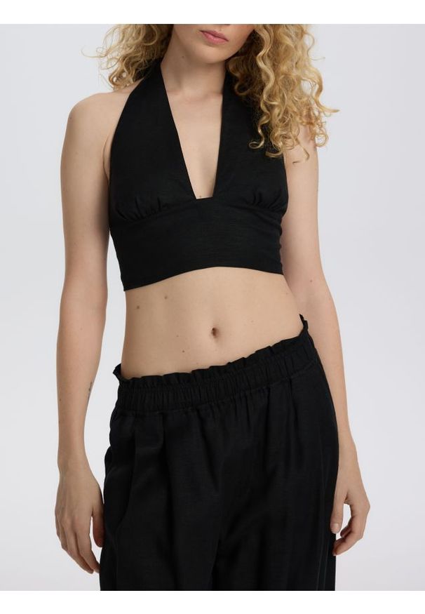 Reserved - Top z dodatkiem lnu - czarny. Kolor: czarny. Materiał: len. Długość: krótkie