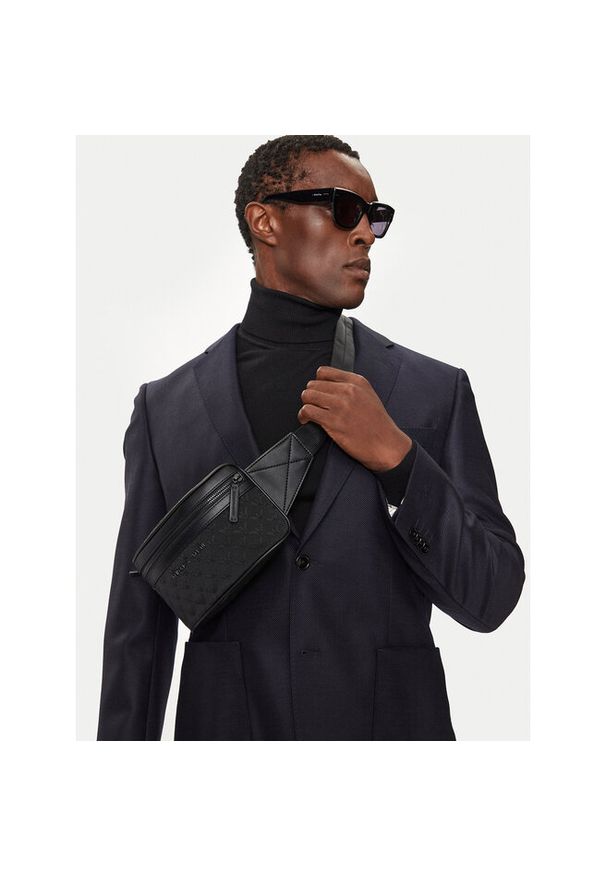 Nerka Emporio Armani. Kolor: czarny