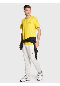 New Balance Spodnie dresowe MP23504 Szary Athletic Fit. Kolor: szary. Materiał: bawełna, dresówka