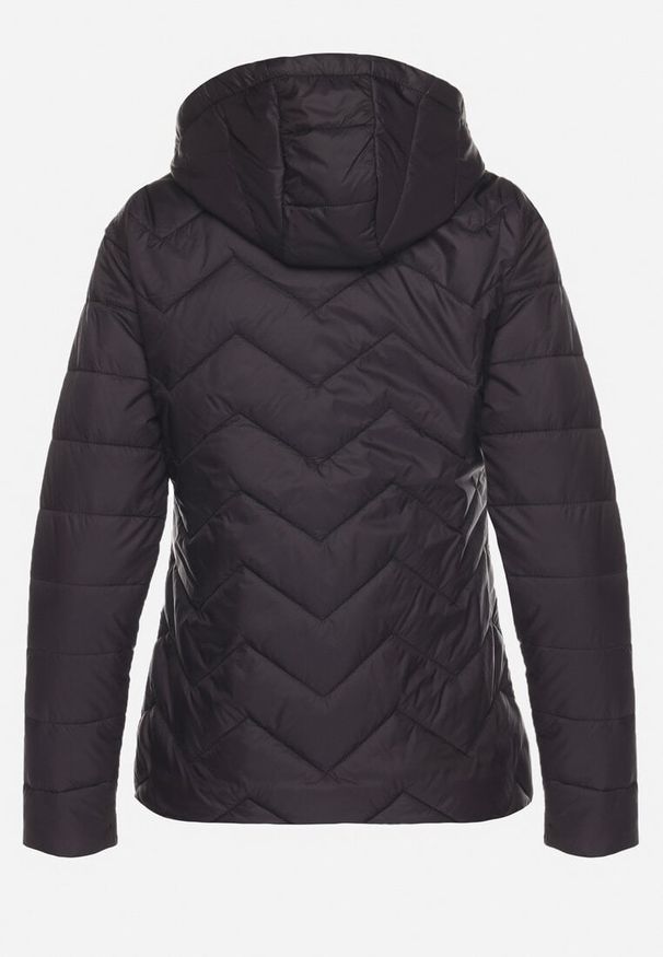 Born2be - Czarna Kurtka z Odpinanym Kapturem Pikowana Ariobia. Kolor: czarny