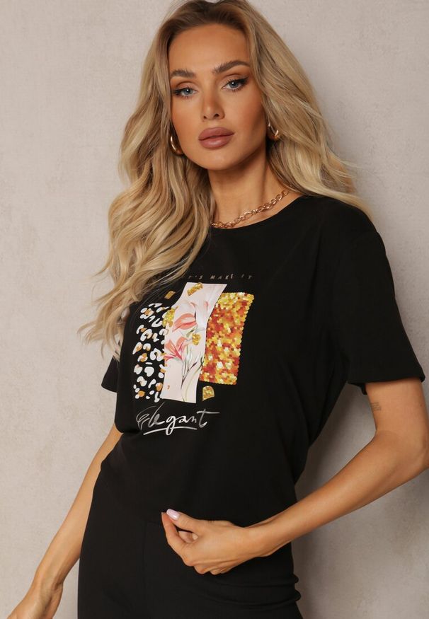 Renee - Czarny T-shirt z Bawełny Ozdobiony Nadrukiem na Przodzie Katrielle. Okazja: na co dzień. Kolor: czarny. Materiał: bawełna. Wzór: aplikacja, nadruk. Styl: casual