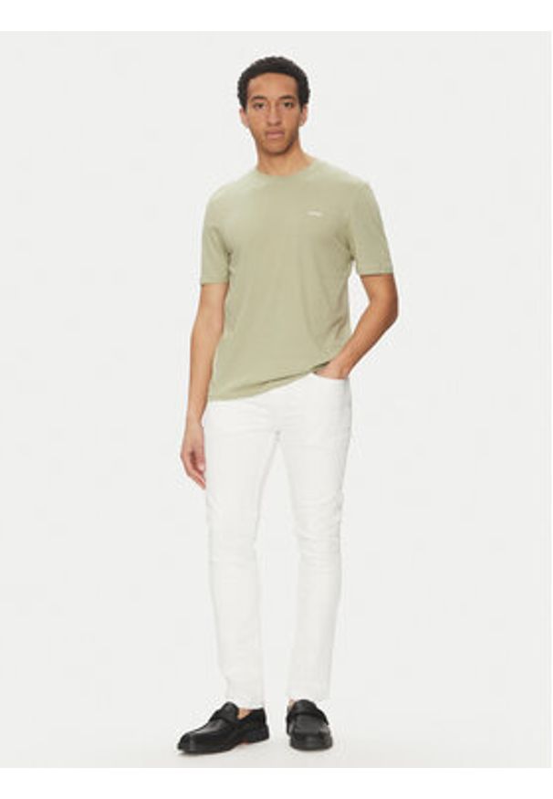Hugo - HUGO T-Shirt Dero222 50466158 Zielony Regular Fit. Kolor: zielony. Materiał: bawełna