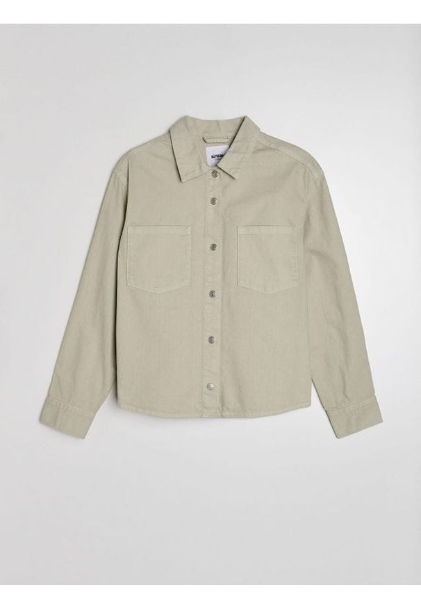 Sinsay - Jeansowa koszula z kieszeniami - zielony. Kolor: zielony. Materiał: jeans
