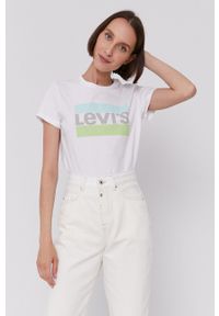 Levi's® - Levi's T-shirt damski kolor biały. Okazja: na co dzień, na spotkanie biznesowe. Kolor: biały. Wzór: nadruk. Styl: biznesowy, casual