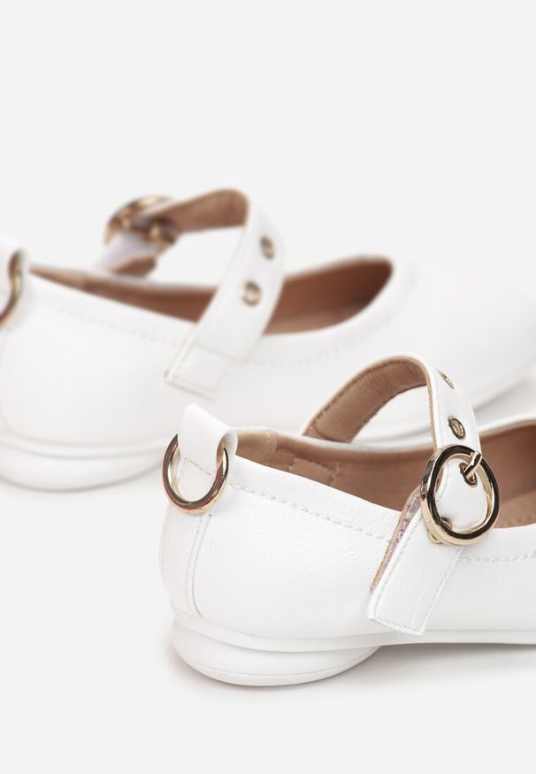 Born2be - Białe Balerinki Azegen. Zapięcie: rzepy. Kolor: biały. Sezon: lato. Styl: elegancki