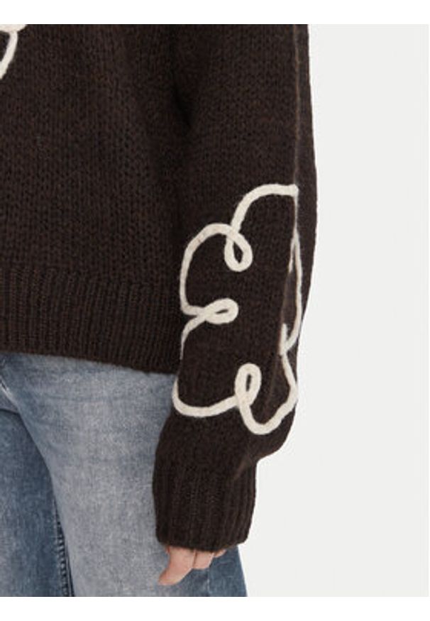 Vero Moda Golf Fatima 10335036 Brązowy Regular Fit. Typ kołnierza: golf. Kolor: brązowy. Materiał: syntetyk