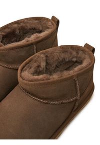 Ugg Śniegowce M Classic Ultra Mini 1137391 Brązowy. Kolor: brązowy. Materiał: skóra