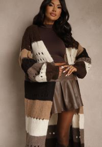 Renee - Brązowy Ażurowy Kardigan w Paski z Dodatkiem Wełny i Wiskozy o Długim Kroju Ilonine. Okazja: na co dzień. Kolor: brązowy. Materiał: wełna, wiskoza. Długość: długie. Wzór: ażurowy, paski. Styl: casual #3