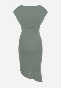 Born2be - Miętowa Sukienka o Kopertowym Kroju z Falbankami i Trójkątnym Dekoltem Tanilla. Okazja: do pracy, na randkę. Typ kołnierza: kołnierz z falbankami. Kolor: miętowy. Typ sukienki: kopertowe. Styl: elegancki #5