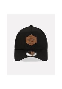 Czapka New Era Patch A Frame Trucker. Kolor: czarny, brązowy, wielokolorowy. Styl: sportowy