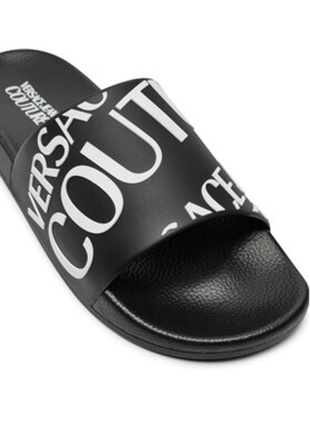 Versace Jeans Couture Klapki 77YA3SQ1 71352 Czarny. Kolor: czarny