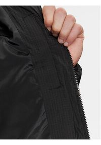 Calvin Klein Jeans Kurtka przejściowa J30J324655 Czarny Regular Fit. Kolor: czarny. Materiał: syntetyk