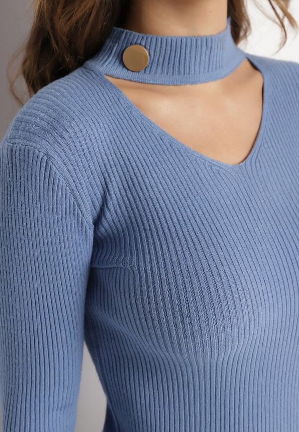 Born2be - Niebieski Sweter z Golfem z Ozdobnym Wycięciem Essine. Typ kołnierza: golf. Kolor: niebieski. Materiał: materiał. Sezon: zima