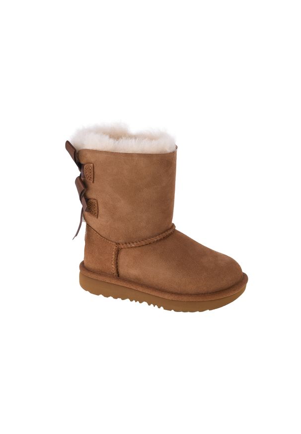 Ugg - UGG Bailey Bow II T Kids 1017394T-CHE. Kolor: brązowy. Materiał: skóra. Szerokość cholewki: normalna. Sezon: zima