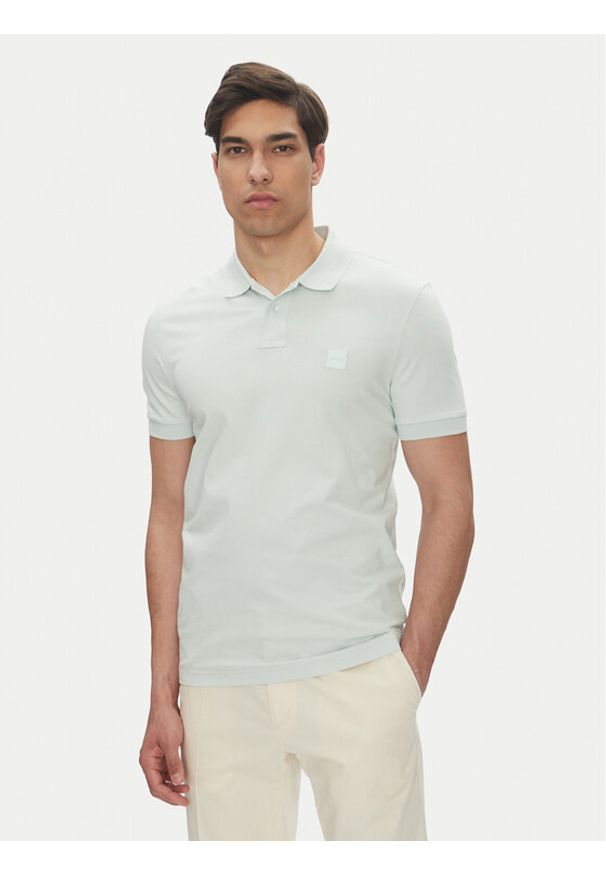 BOSS Polo Passenger 50507803 Niebieski Slim Fit. Typ kołnierza: polo. Kolor: niebieski. Materiał: bawełna