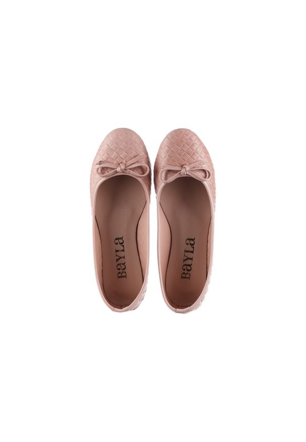 Baleriny Bayla-161 093 388 6048 Nude 161146, Róż, Skóra naturalna. Kolor: różowy. Materiał: skóra. Szerokość cholewki: normalna. Sezon: lato. Obcas: na obcasie. Wysokość obcasa: średni
