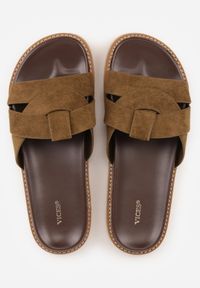 Renee - Zielone Klapki VICES z Geometryczną Cholewką Lorazeiros. Okazja: na co dzień. Kolor: zielony. Materiał: jeans. Wzór: geometria. Sezon: lato. Obcas: na płaskiej podeszwie. Styl: casual #8