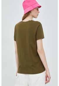 Levi's® - Levi's t-shirt bawełniany kolor zielony. Okazja: na spotkanie biznesowe, na co dzień. Kolor: zielony. Materiał: bawełna. Długość rękawa: krótki rękaw. Długość: krótkie. Wzór: gładki. Styl: biznesowy, casual #4
