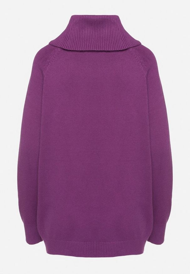 Born2be - Fioletowy Golf z Wiskozą Zdobiony Wsuwanymi Kieszonkami Viaela. Okazja: na co dzień. Typ kołnierza: golf. Kolekcja: plus size. Kolor: fioletowy. Długość: długie. Wzór: aplikacja. Materiał: wiskoza. Długość rękawa: długi rękaw. Styl: elegancki, casual