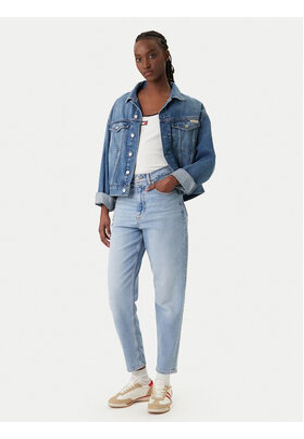 Tommy Jeans Top DW0DW22261 Biały Slim Fit. Kolor: biały. Materiał: bawełna