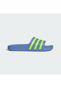 Adidas - Klapki adilette Aqua. Kolor: niebieski, żółty, wielokolorowy. Sezon: lato. Styl: sportowy