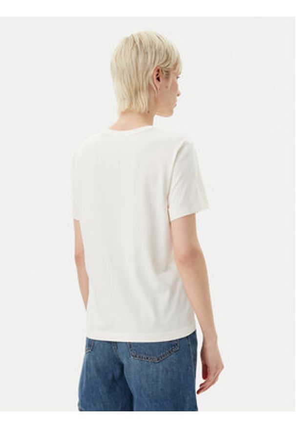 Levi's® T-Shirt A8802-0041 Biały Standard Fit. Kolor: biały. Materiał: bawełna