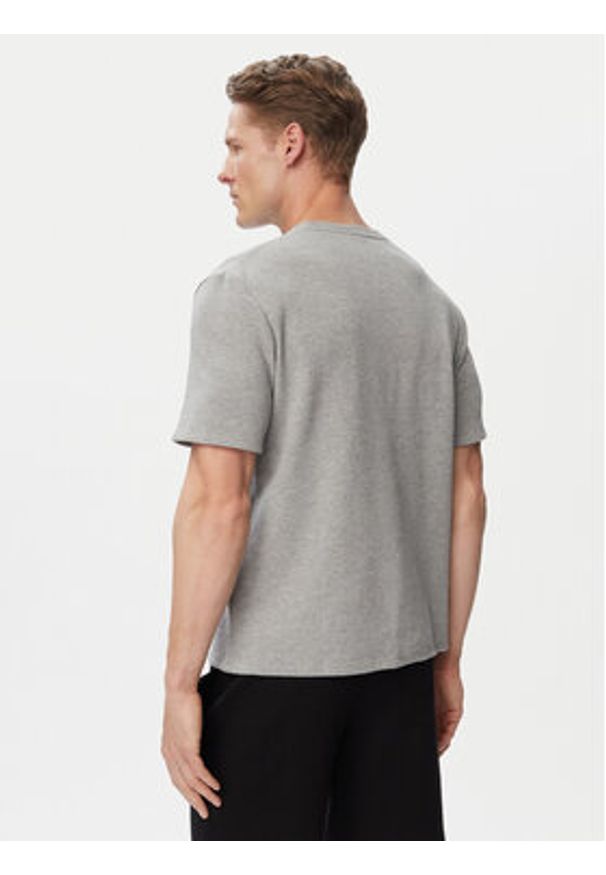 BOSS T-Shirt Waffle 50535891 Szary Regular Fit. Kolor: szary. Materiał: syntetyk