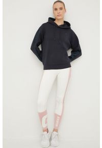 Guess bluza damska kolor granatowy z kapturem z aplikacją. Typ kołnierza: kaptur. Kolor: niebieski. Materiał: materiał, dzianina, wiskoza. Wzór: aplikacja #3