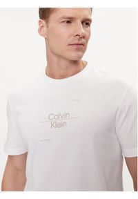 Calvin Klein T-Shirt Line Logo K10K112489 Biały Regular Fit. Kolor: biały. Materiał: bawełna #4
