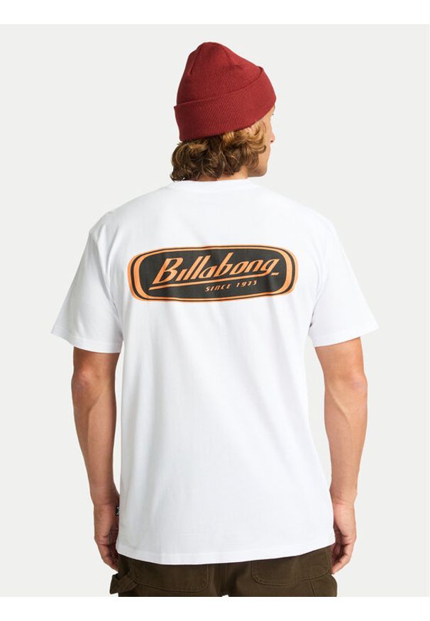 Billabong T-Shirt Runner Up EBYZT00361 Biały Regular Fit. Kolor: biały. Materiał: bawełna