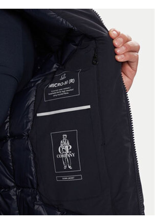 C.P. Company Kurtka zimowa 19CMOW197A110419A 888 Granatowy Regular Fit. Kolor: niebieski. Materiał: syntetyk. Sezon: zima