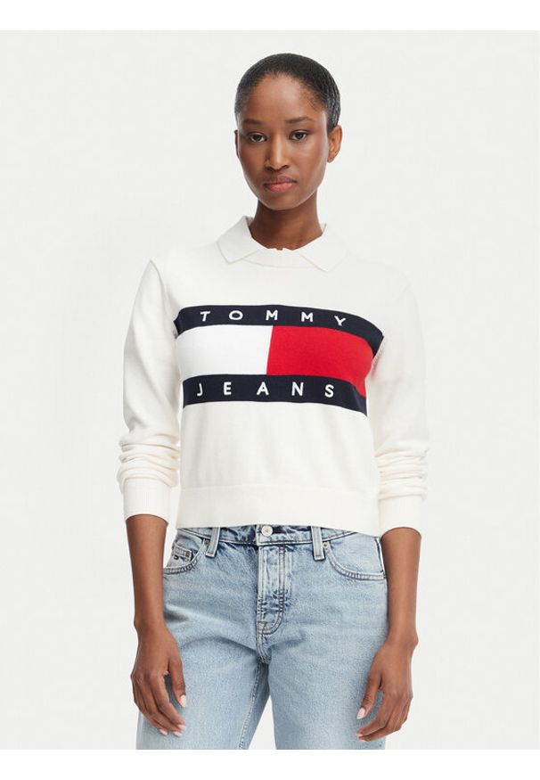Tommy Jeans Sweter Flag DW0DW22930 Biały Regular Fit. Kolor: biały. Materiał: bawełna