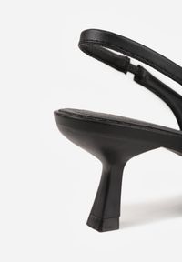 Born2be - Czarne Sandały na Niskim Obcasie Nunziata. Okazja: na wesele, na co dzień, na ślub cywilny. Kolor: czarny. Obcas: na obcasie. Styl: casual, klasyczny, elegancki. Wysokość obcasa: niski #9