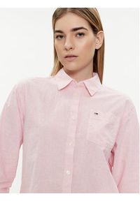 Tommy Jeans Koszula DW0DW17737 Różowy Boxy Fit. Kolor: różowy. Materiał: bawełna