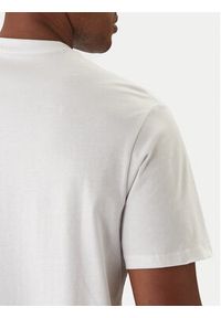 Guess T-Shirt M6RI15 I3Z14 Biały Regular Fit. Kolor: biały. Materiał: bawełna #2