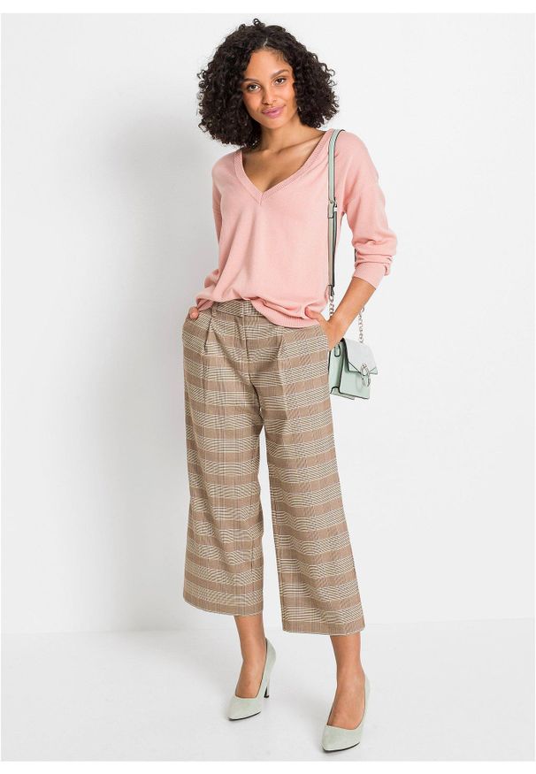 bonprix - Sweter oversize z mieszanki wiskozy. Typ kołnierza: dekolt w serek. Kolor: różowy. Materiał: wiskoza