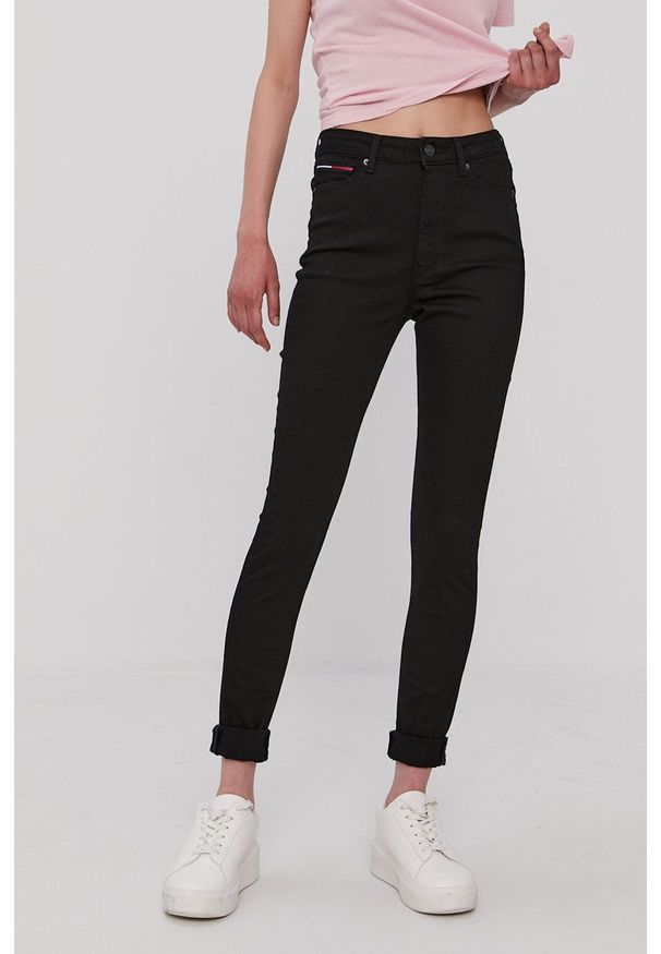 Tommy Jeans - Jeansy Sylvia. Stan: podwyższony. Kolor: czarny