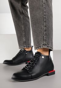 Born2be - Czarne Botki Typu Trzewiki Vices Implie. Okazja: na co dzień. Kolor: czarny. Materiał: jeans, skóra. Styl: klasyczny, casual, elegancki