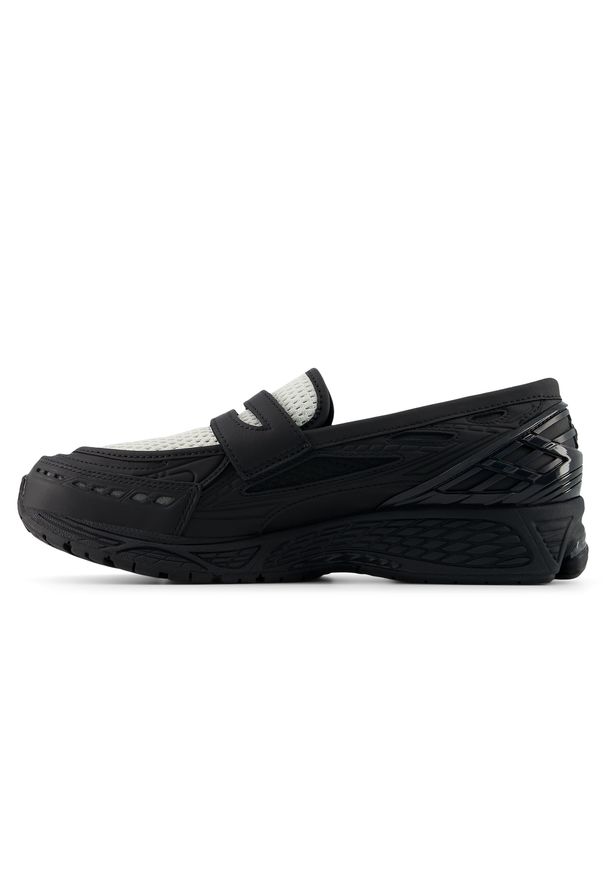 Buty unisex New Balance U19068G9 – czarne. Kolor: czarny. Materiał: skóra, syntetyk, materiał. Szerokość cholewki: normalna. Sport: turystyka piesza