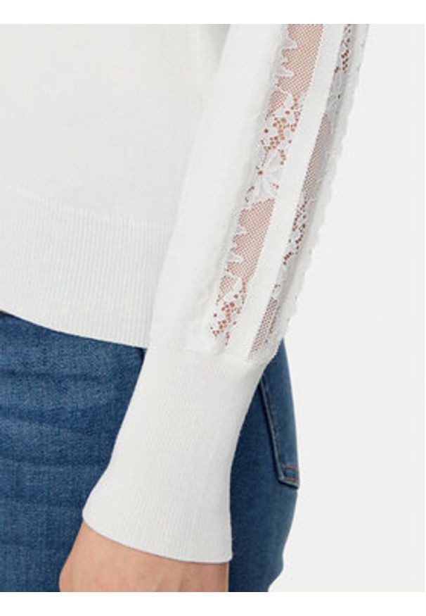 Morgan Sweter 251-MIELO Biały Slim Fit. Kolor: biały. Materiał: wiskoza