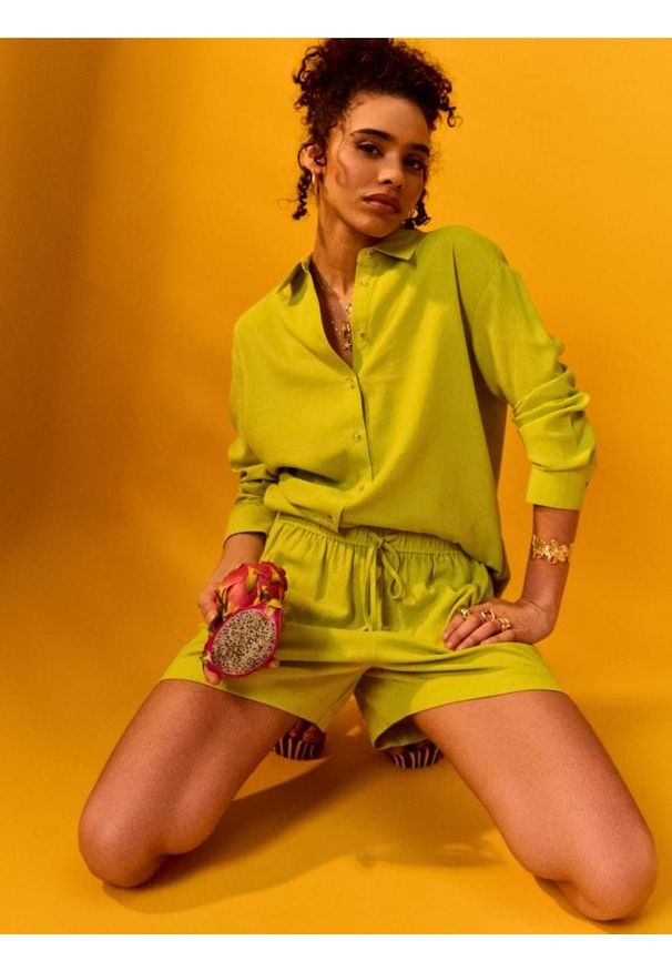 Sinsay - Koszula oversize z domieszką lnu - zielony. Kolor: zielony. Materiał: len