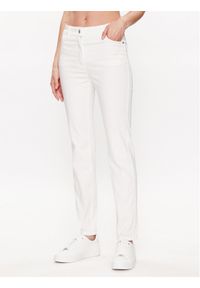 Olsen Spodnie materiałowe Mona 14000620 Biały Slim Fit. Kolor: biały. Materiał: bawełna
