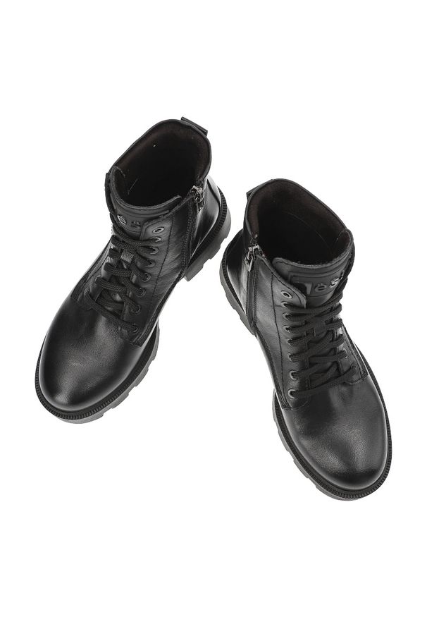 Czarne Botki Nessi Płaskie Obuwie Damskie. Okazja: na co dzień. Kolor: czarny. Materiał: skóra. Obcas: na obcasie. Styl: elegancki, casual