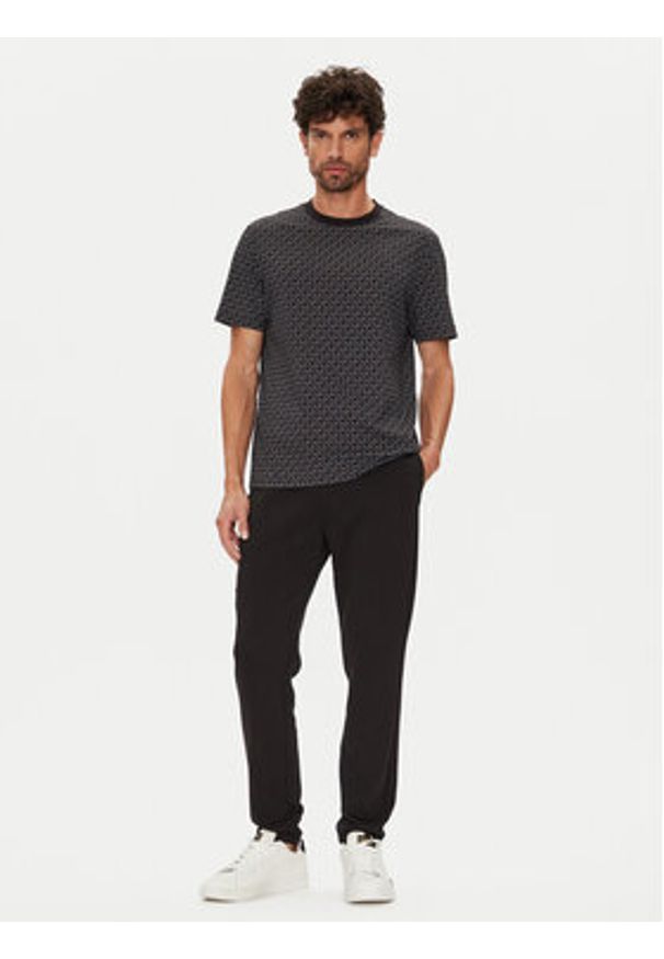 Michael Kors T-Shirt CS5529A5KS Czarny Regular Fit. Kolor: czarny. Materiał: bawełna