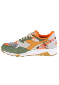 Buty Diadora N9002 Camo M 501-178549-01-C9767 wielokolorowe zielone. Okazja: na co dzień. Kolor: zielony, wielokolorowy. Materiał: guma, syntetyk, zamsz, materiał, skóra. Szerokość cholewki: normalna #4