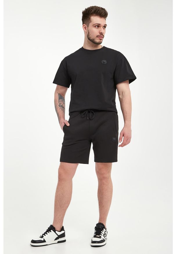 Plein Sport - Spodenki męskie PLEIN SPORT. Styl: sportowy